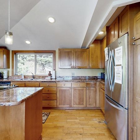 Seadrifter Oceanfront Beach House Seal Rock Екстериор снимка