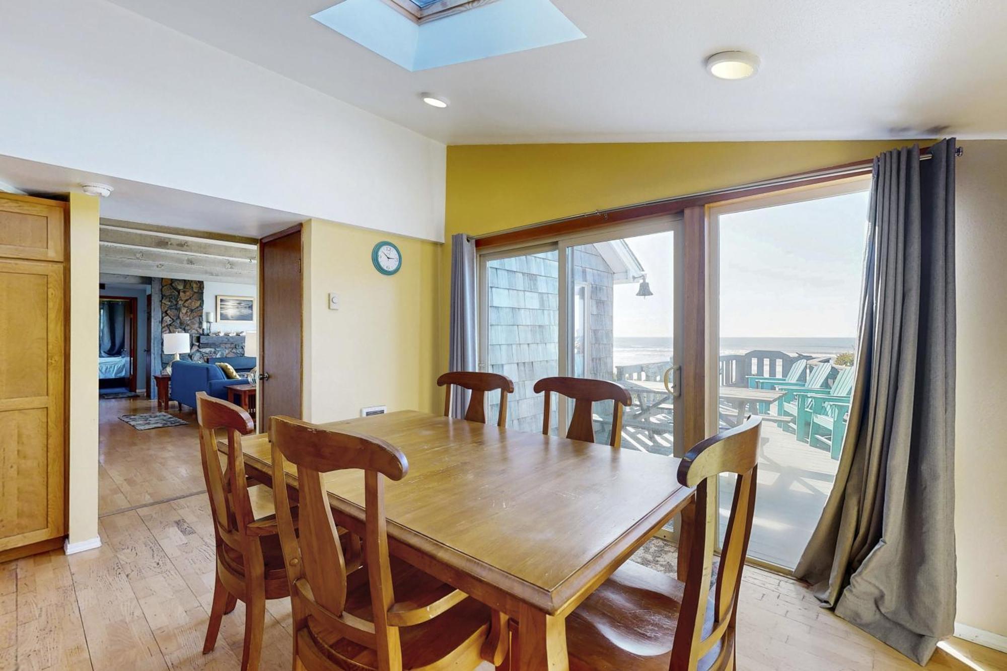 Seadrifter Oceanfront Beach House Seal Rock Екстериор снимка