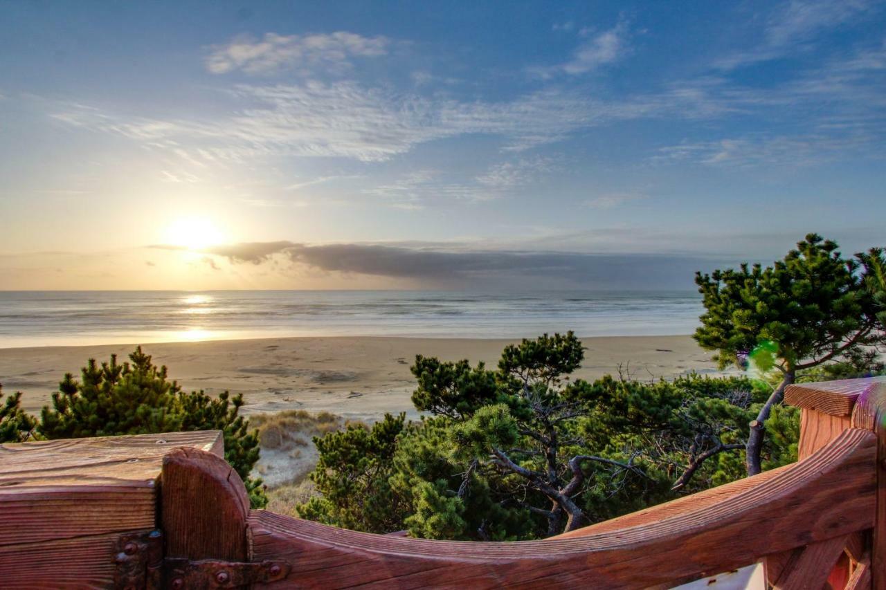 Seadrifter Oceanfront Beach House Seal Rock Екстериор снимка